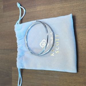 Kendra Scott Bangle.